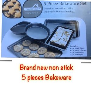 Bakeware 5 Piece Non stick set New